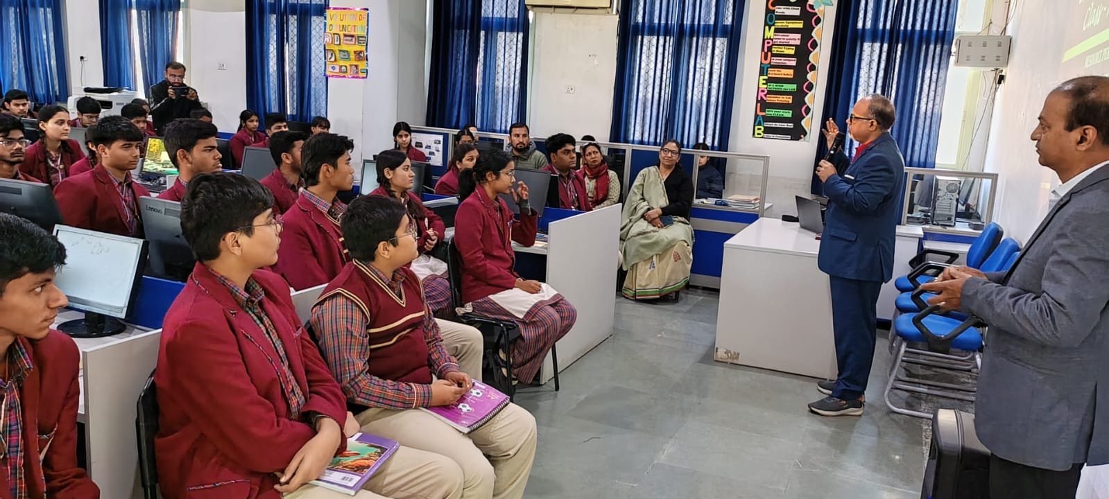 DAV centenary public school